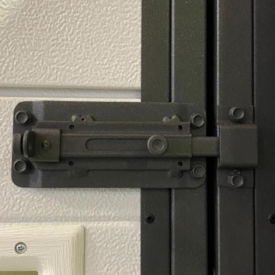 Catenaccio Di Sicurezza Su Portina Vista Interna